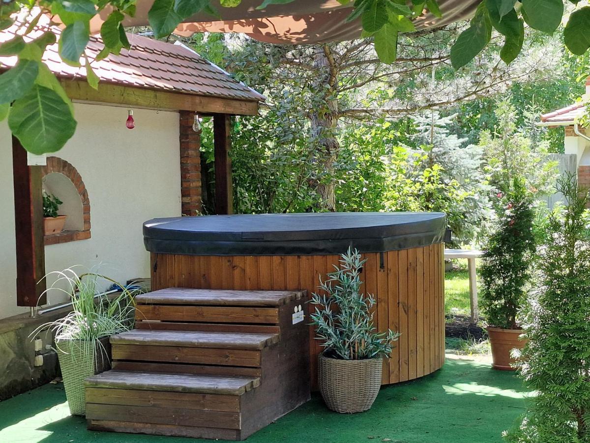 Boros Vendeghaz Hotel Bogacs Bagian luar foto